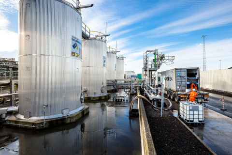 ZBL werkt met Flexitanks